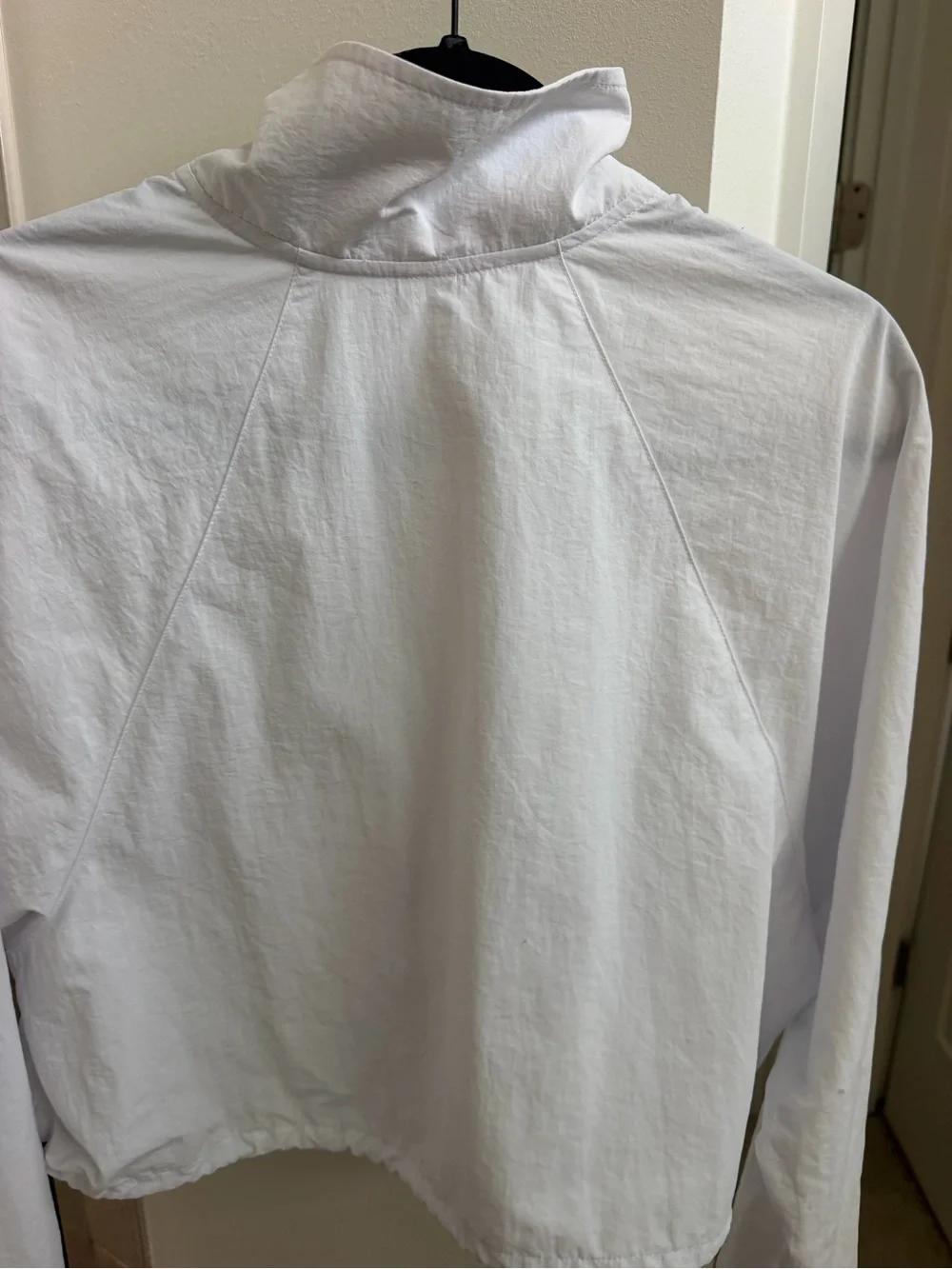 ALO Yoga White Cropped Pullover & Drawstring Shorts Set